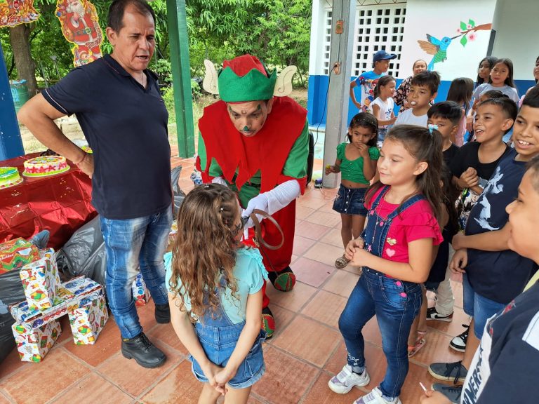 Imagen de WhatsApp 2023-12-18 a las 09.18.37_3b4a1739